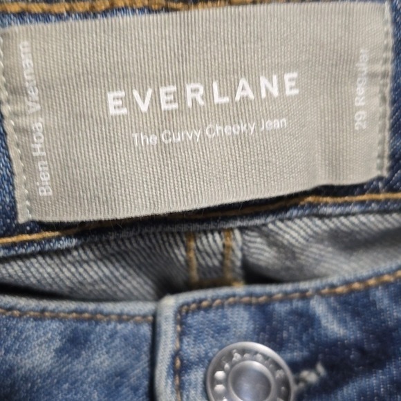 Everlane The Curvy Cheeky Straight Jean Medium Wash Raw Hem 29x28.5" Inseam - Picture 2 of 13